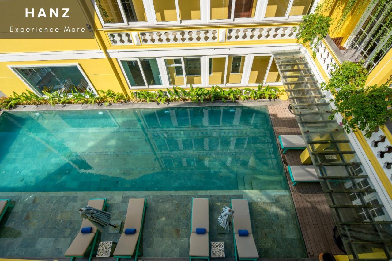 Hanz Triple Riverside Villa Hoi An Villa