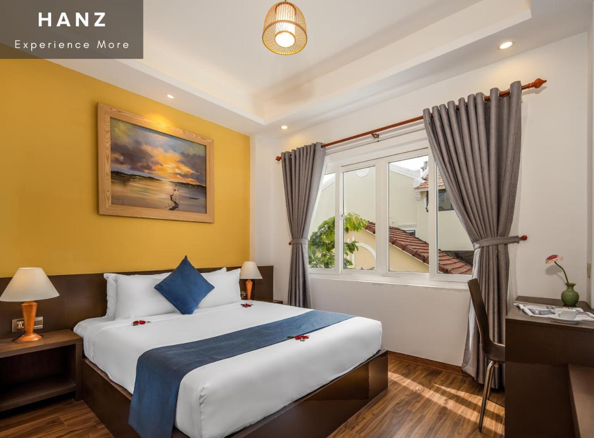 Hanz Triple Riverside Villa Hoi An Villa