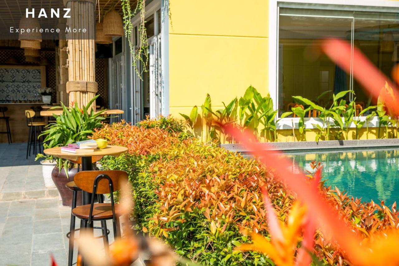 Hanz Triple Riverside Villa Hoi An