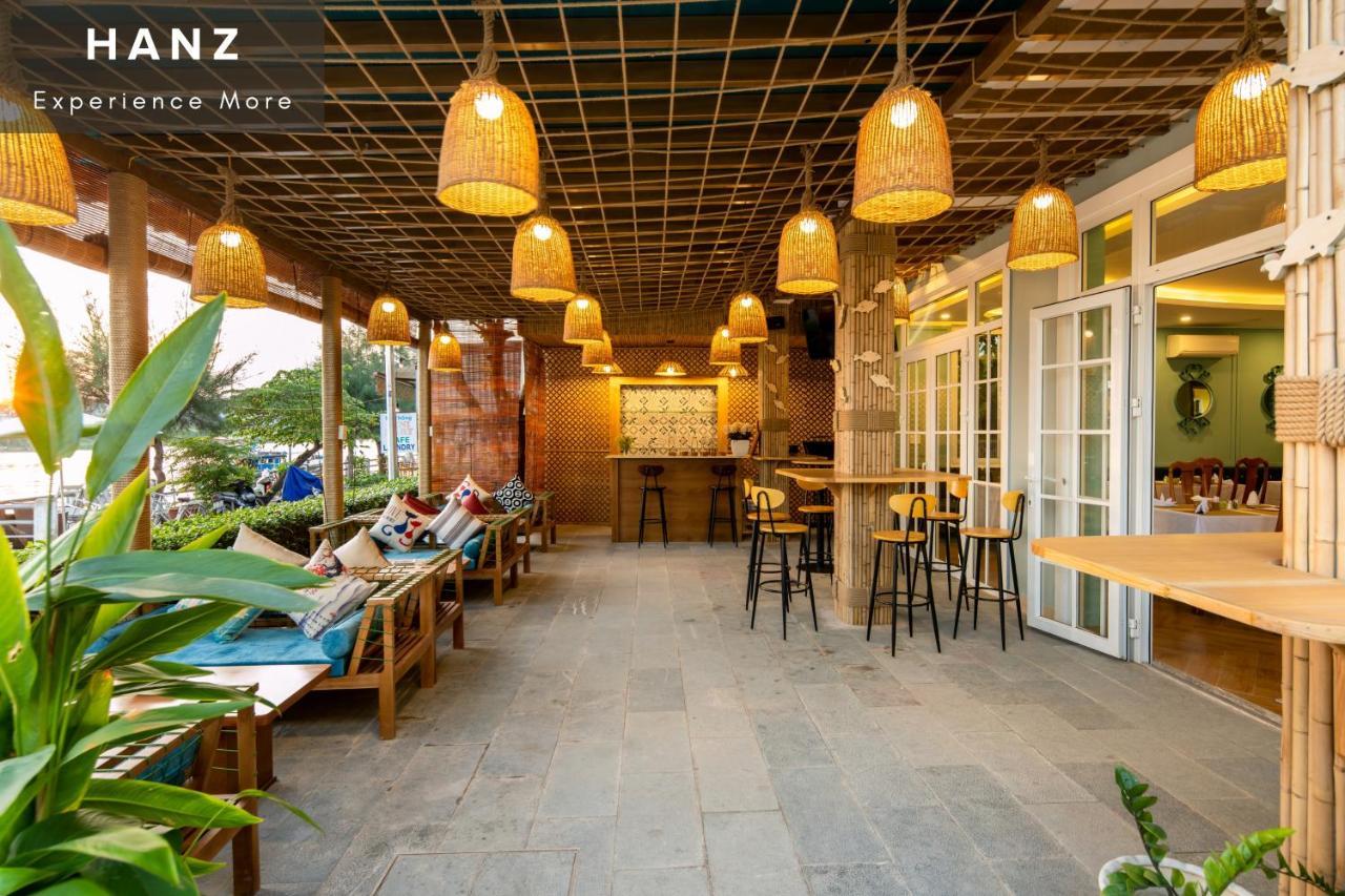 Hanz Triple Riverside Villa Hoi An Villa Hoi An