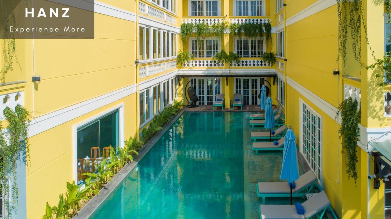 Hanz Triple Riverside Villa Hoi An Villa