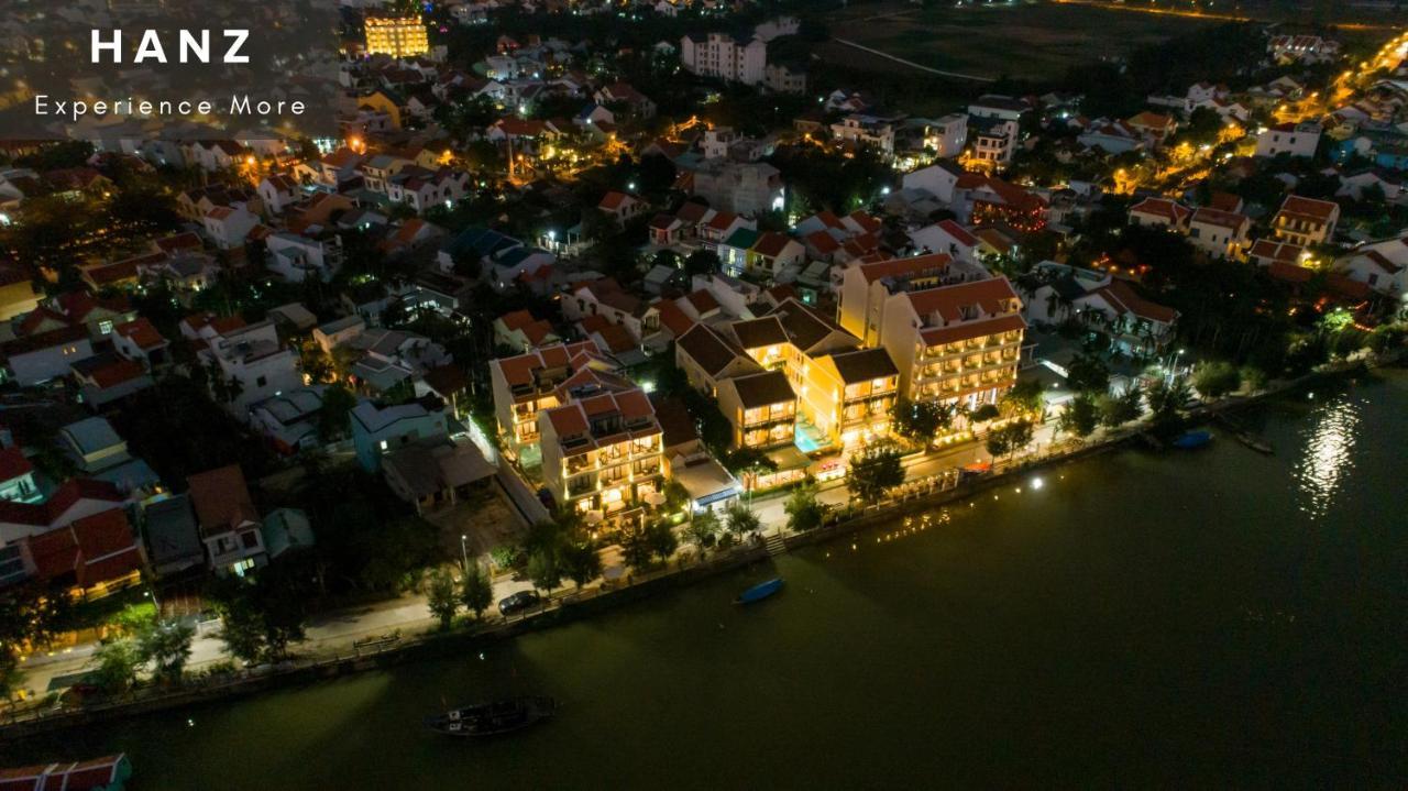 Hanz Triple Riverside Villa Hoi An