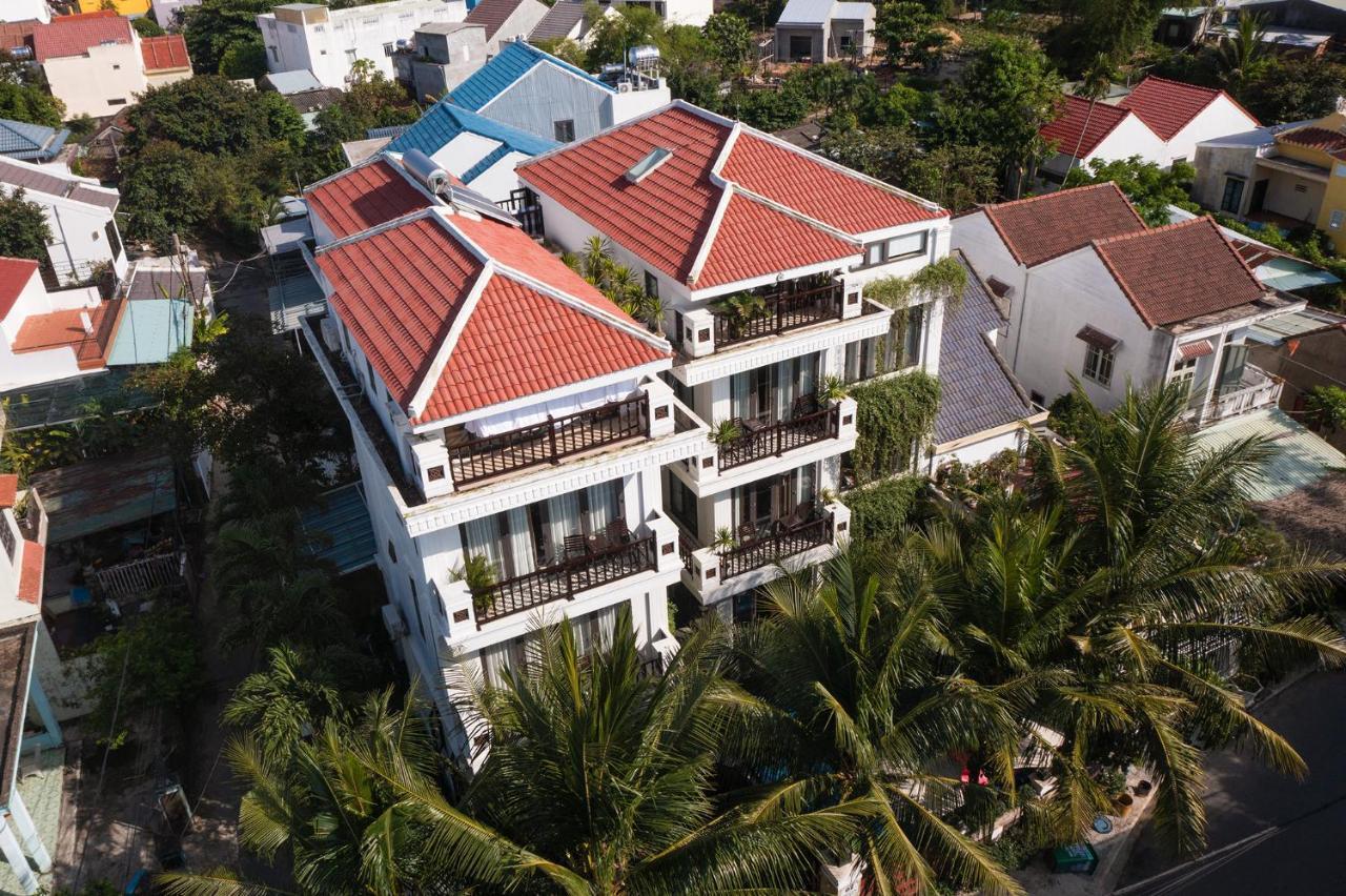 Discovery Hotel