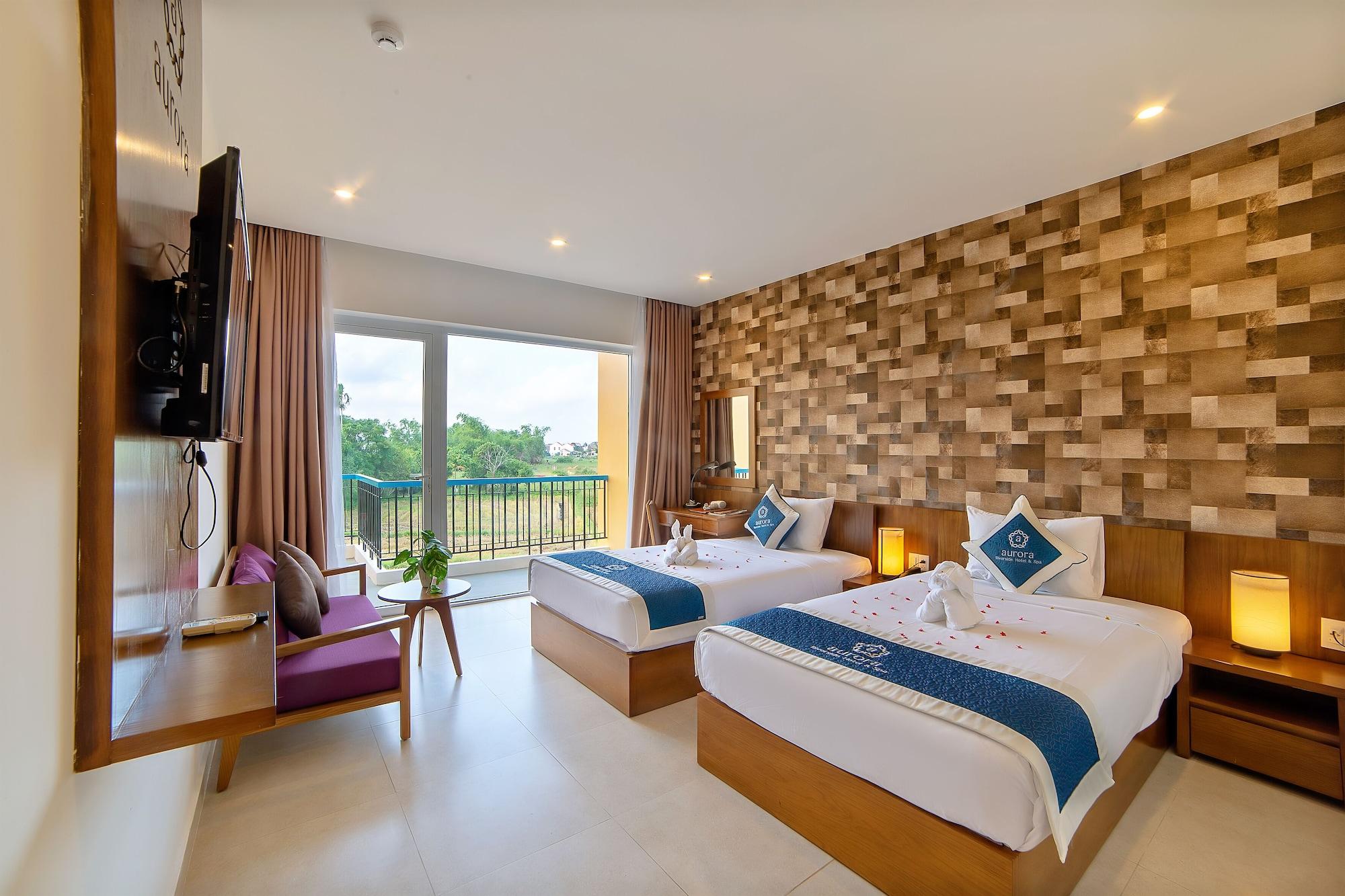 Hotel Aurora Riverside And 4*