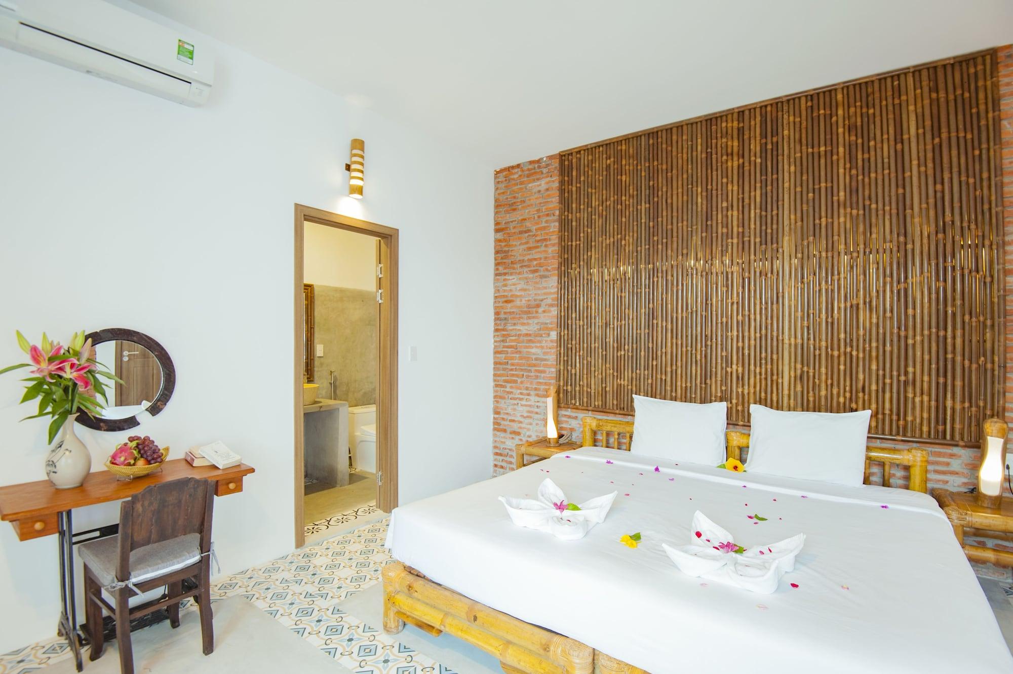 Rustic Hoi An