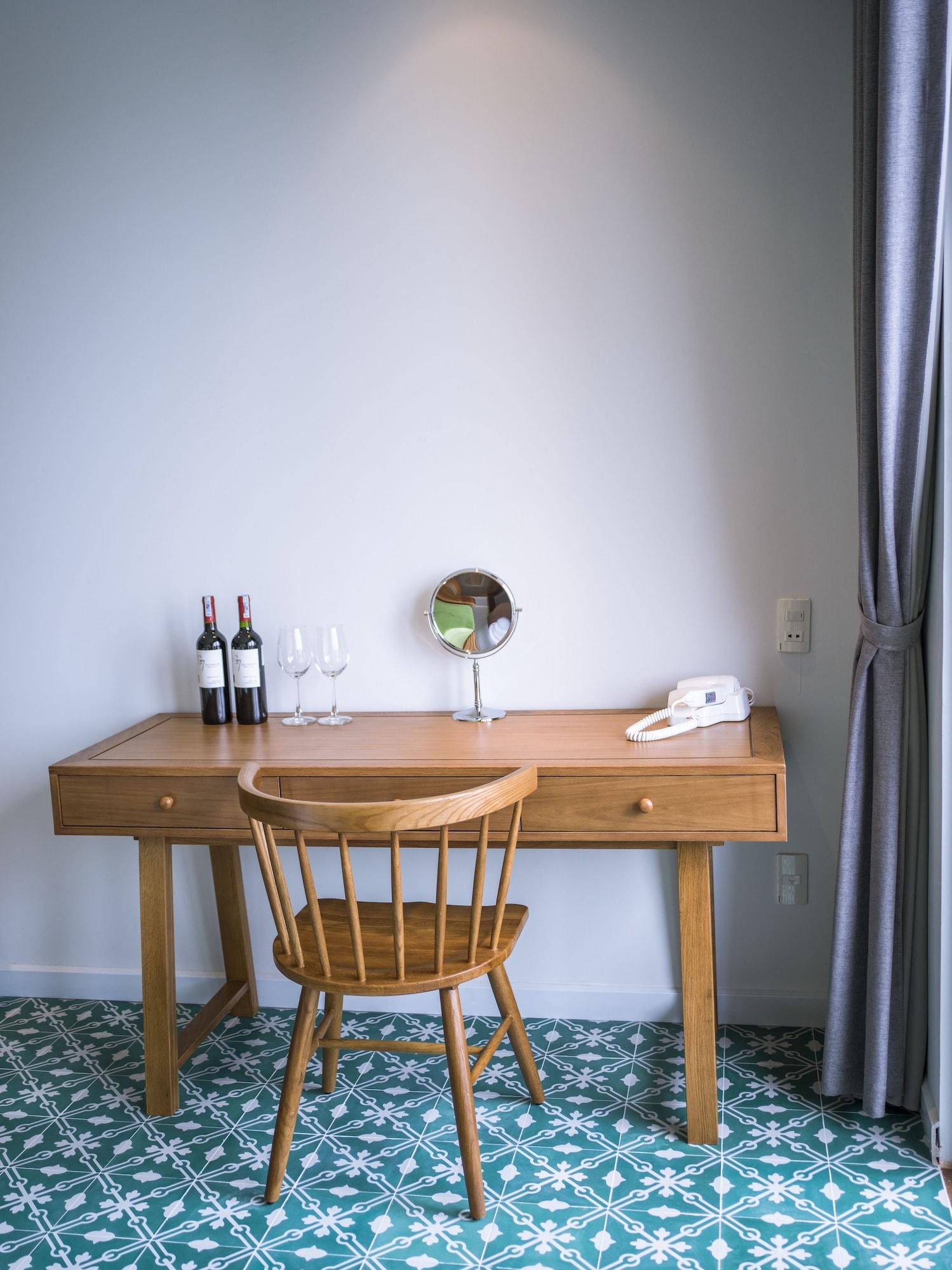Vinh Hung Old Town Hotel 3*