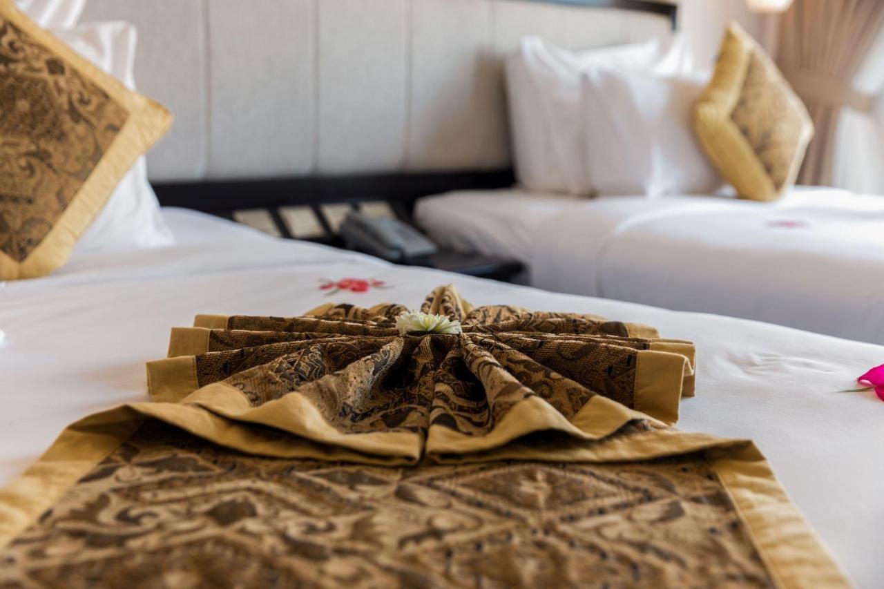 Hotel Silkotel 4*