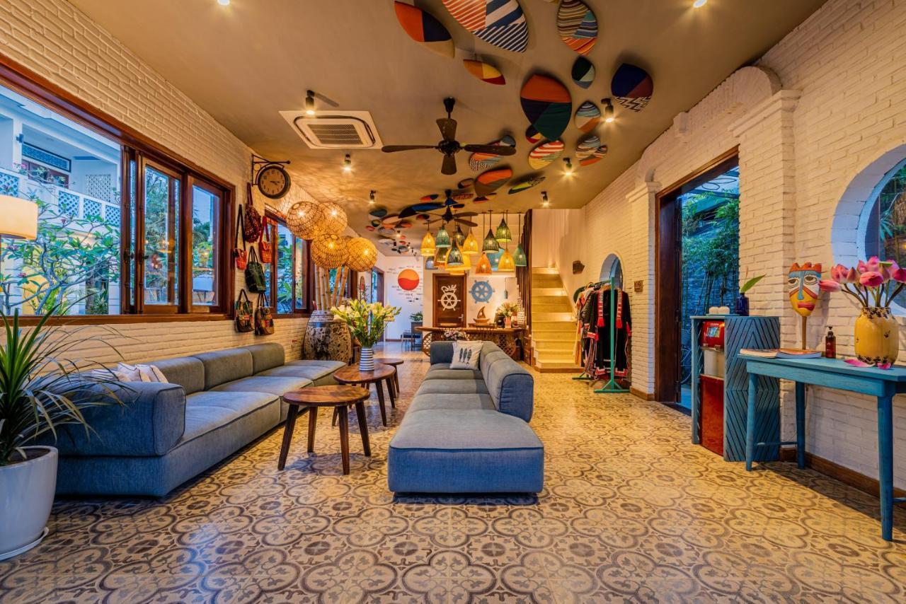 Beachside Boutique