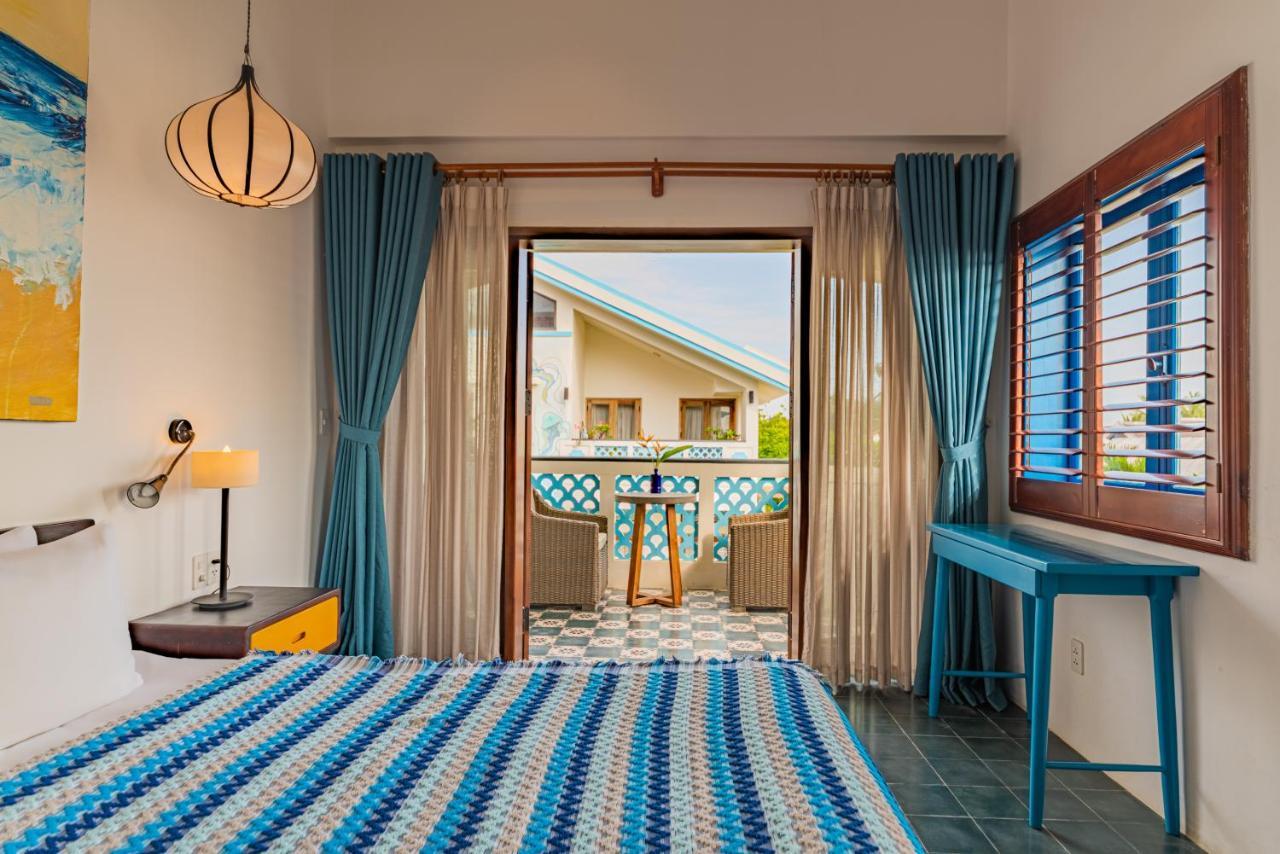 Beachside Boutique 3*