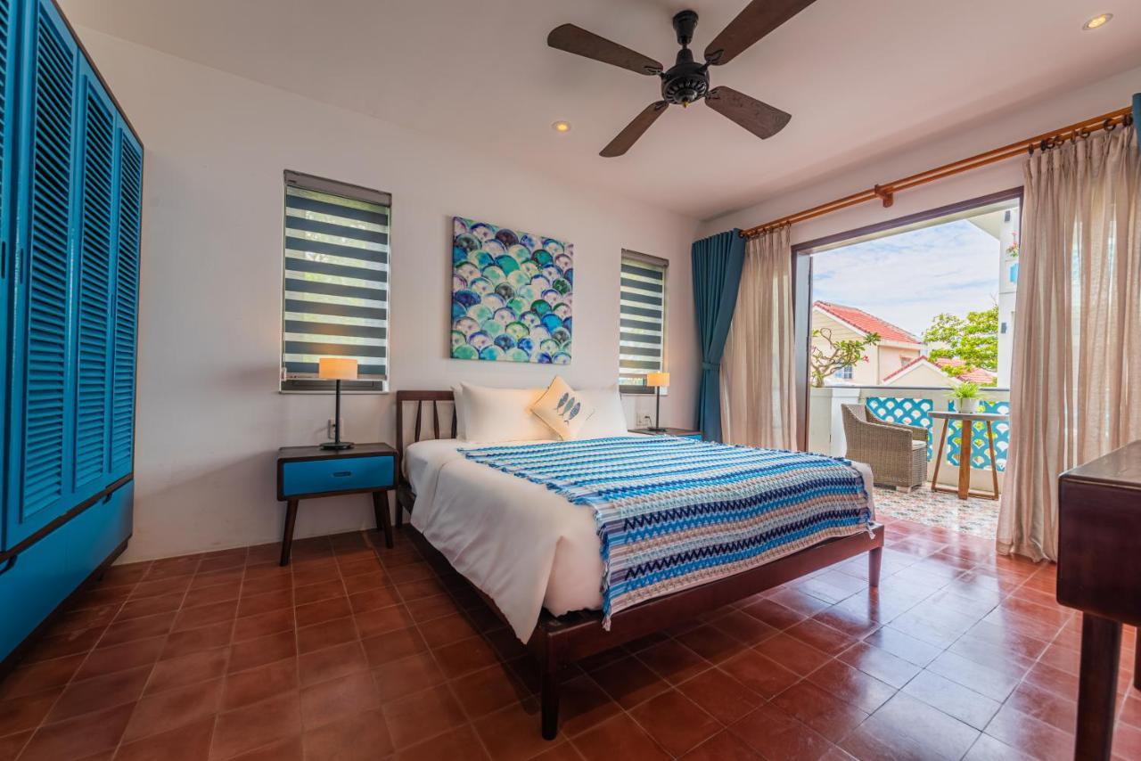 Beachside Boutique 3*