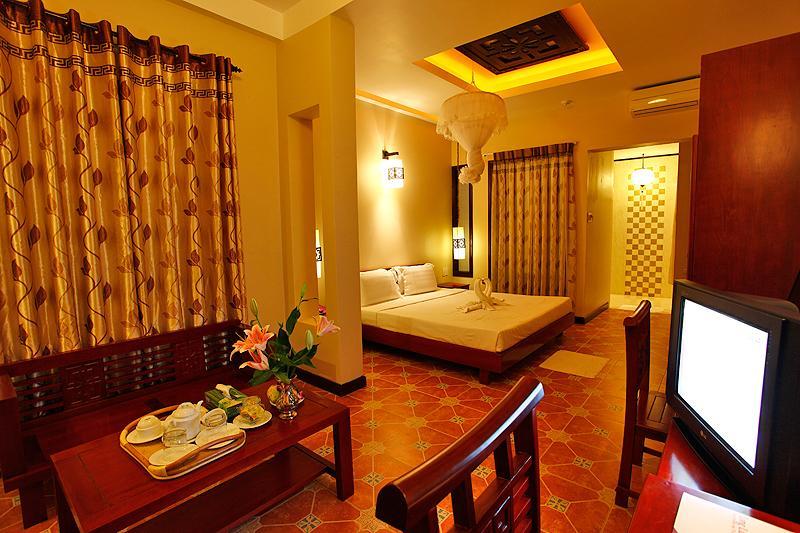 Long Life Riverside Hoi An