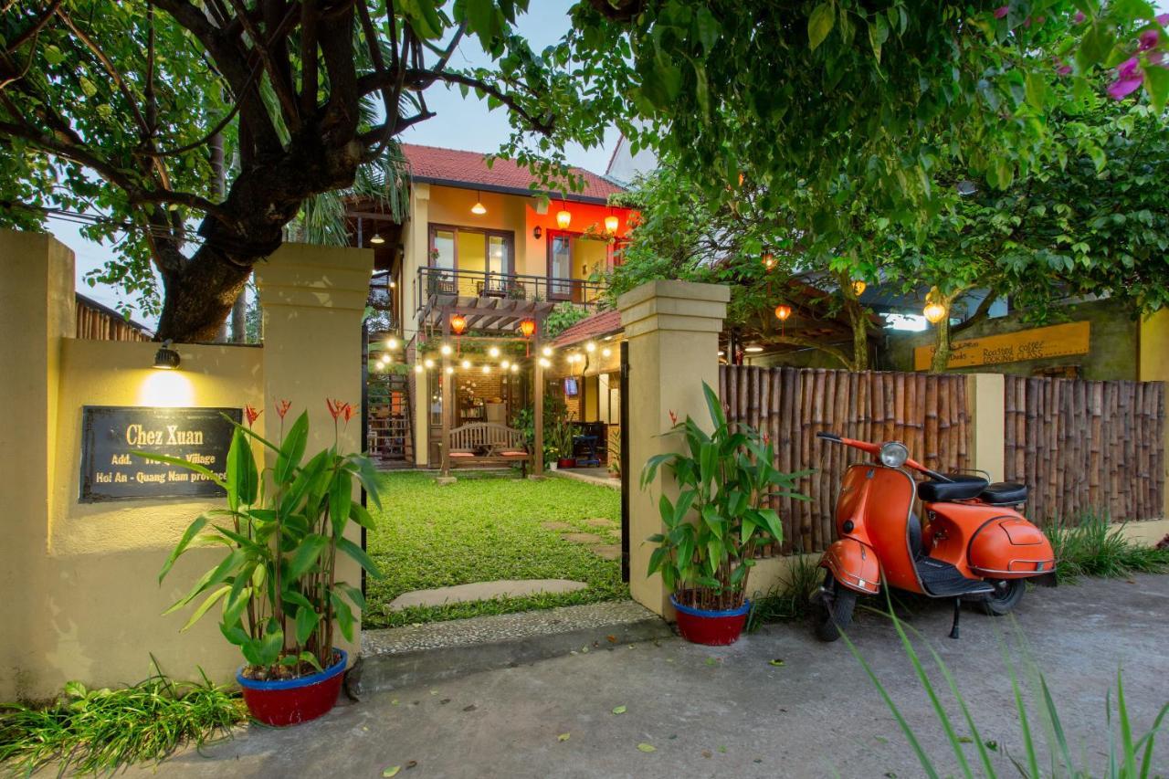 Homestay Chez Xuan - Private Villa Hoian *