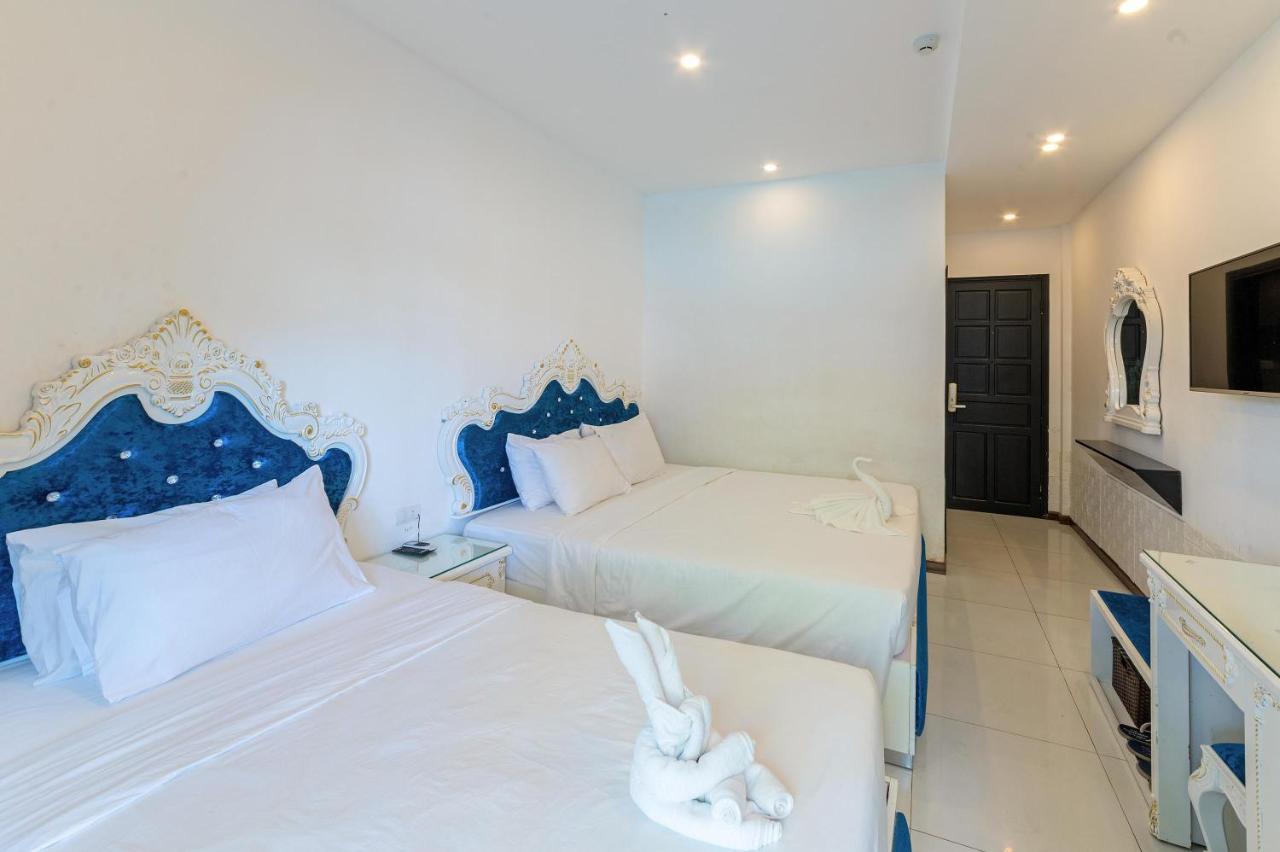 Nostalgia And Hotel Hoi An