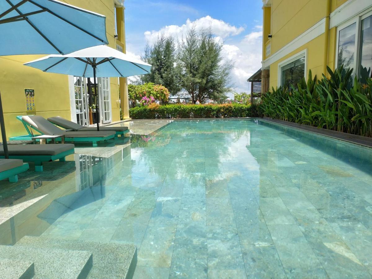 Hotel Triple Riverside Hoian