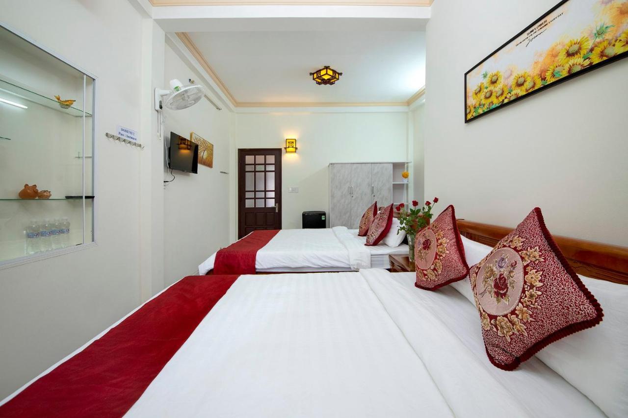 Red Lotus Homestay & Homestay