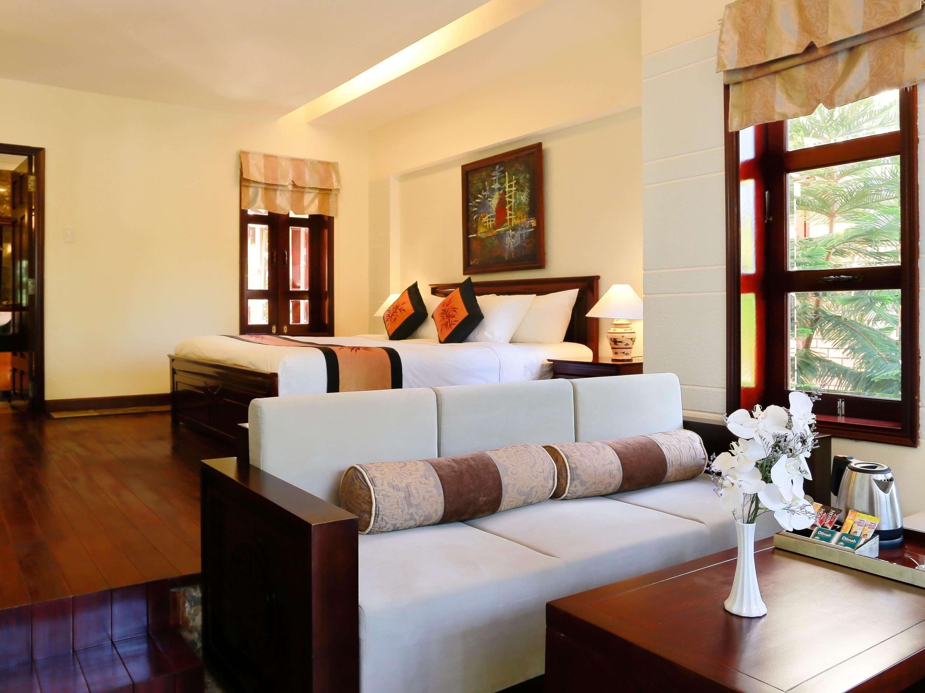 Mercure Hotel 4*