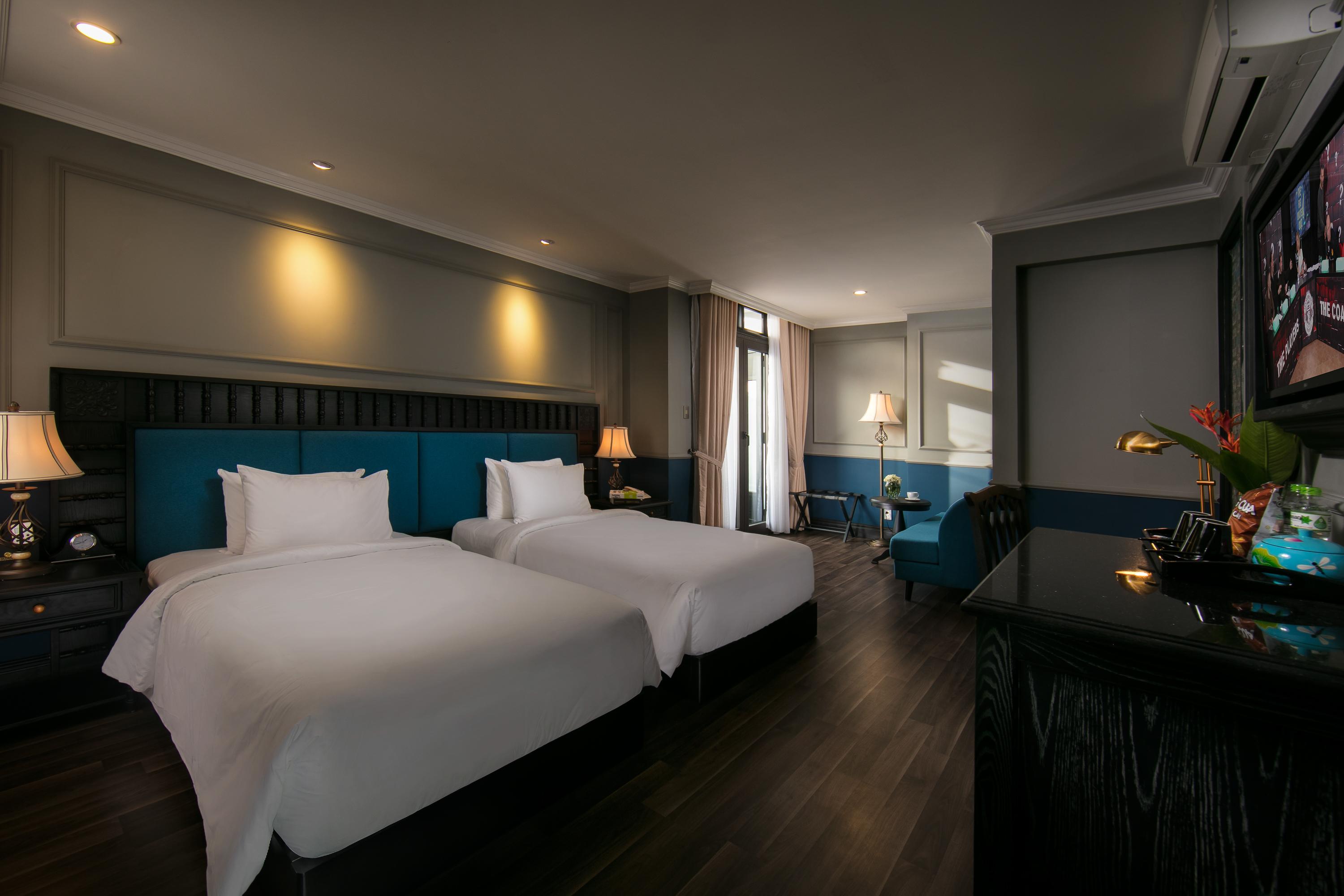 Hotel Golden &