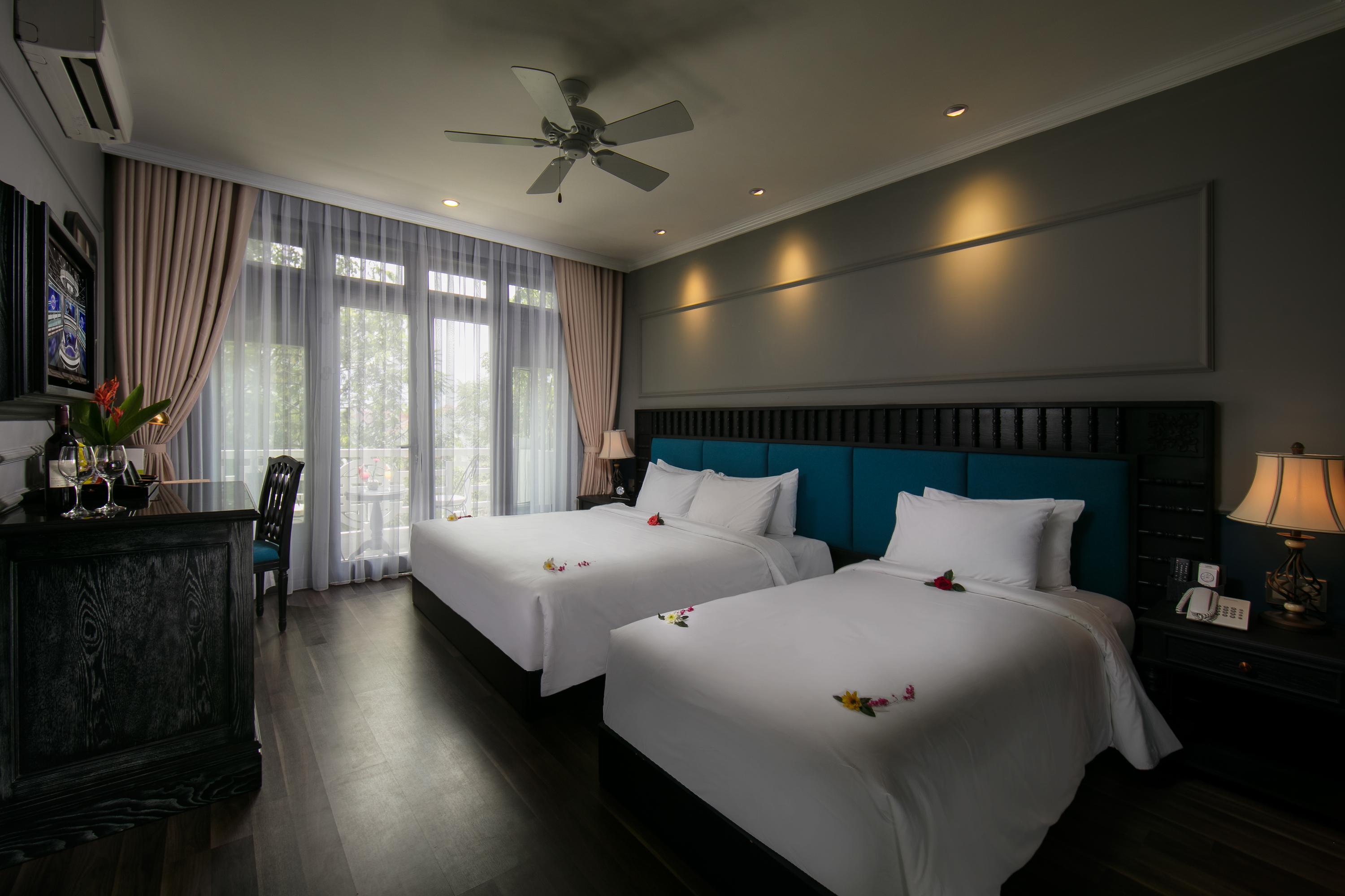 Hotel Golden & 4*