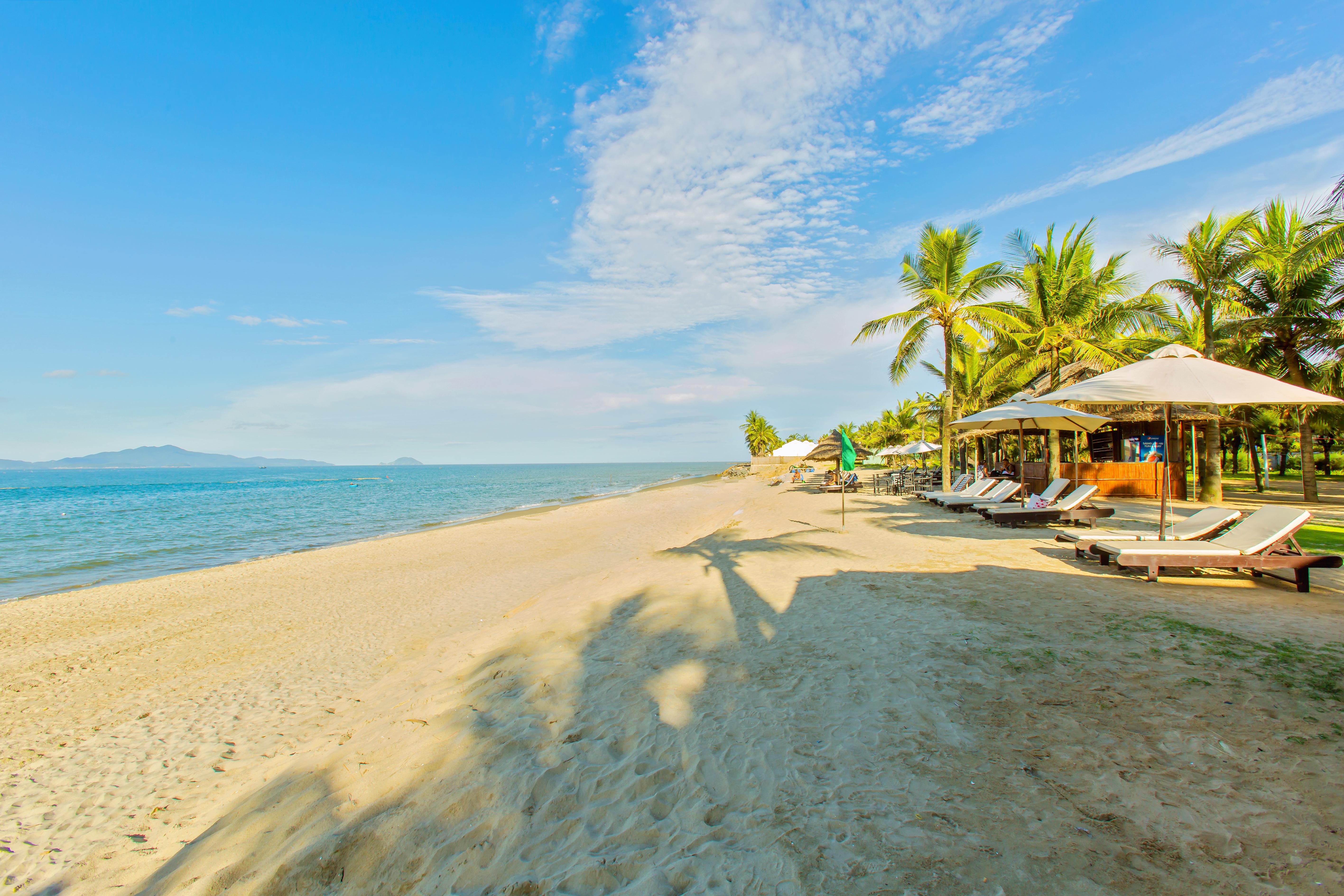 Resort Hoi An Beach Resort 4*