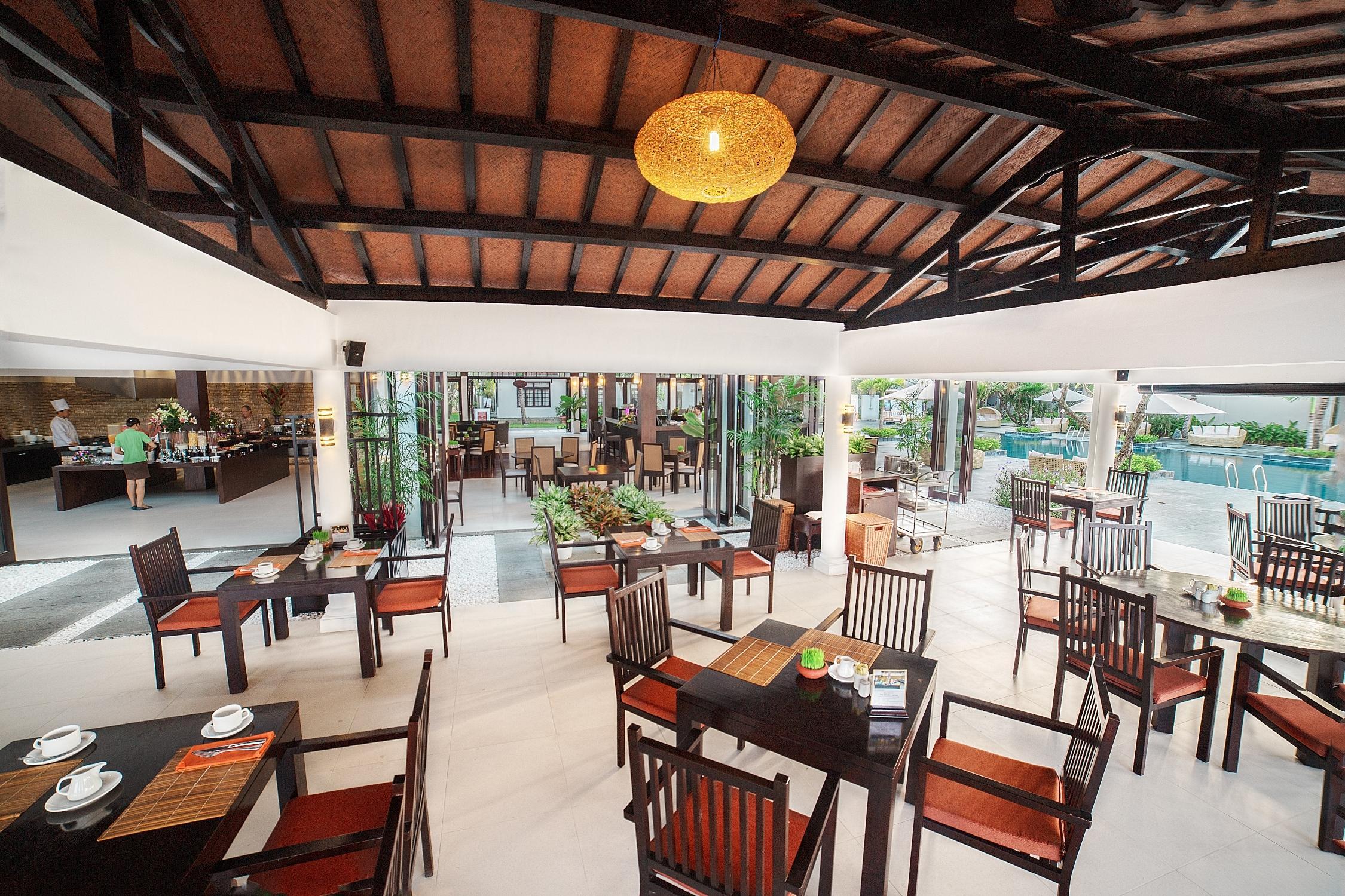 Hoi An Beach Resort 4*