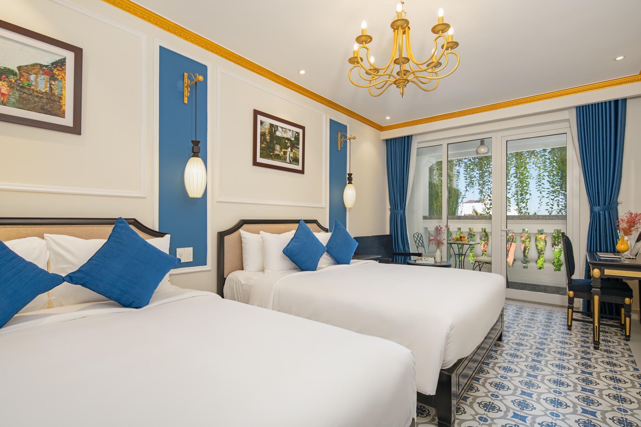 Hotel Blue Sky Boutique & 4*