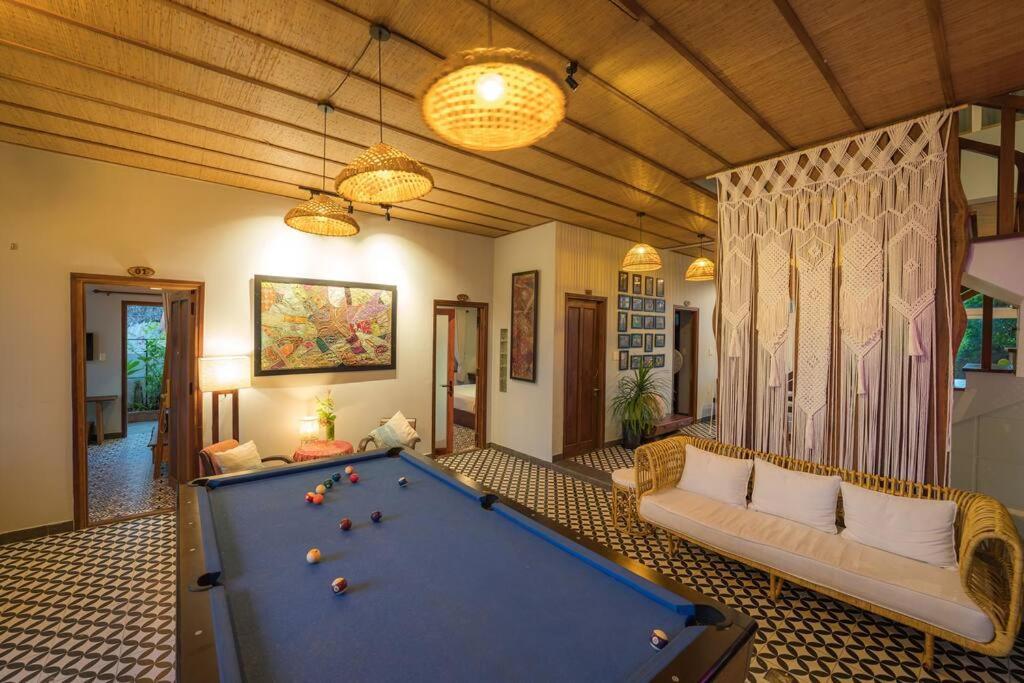 Flora Villa *