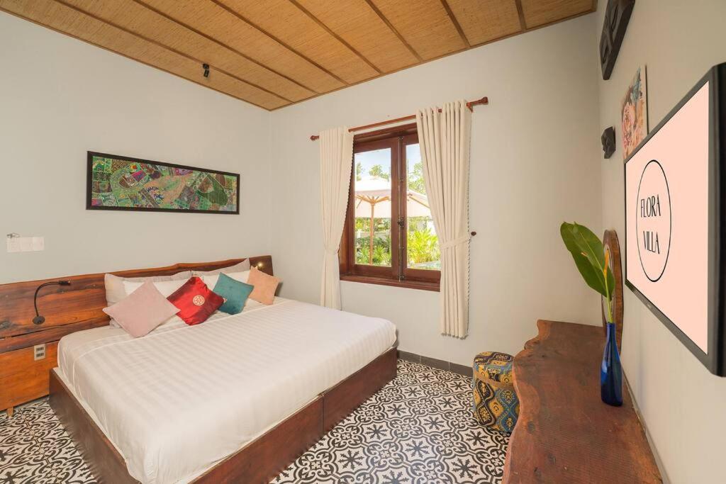 Flora Villa