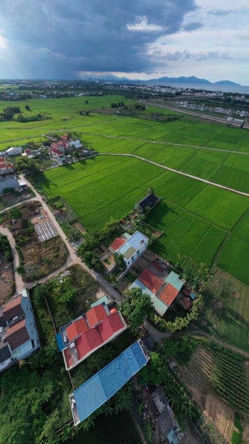 Lua Homestay *