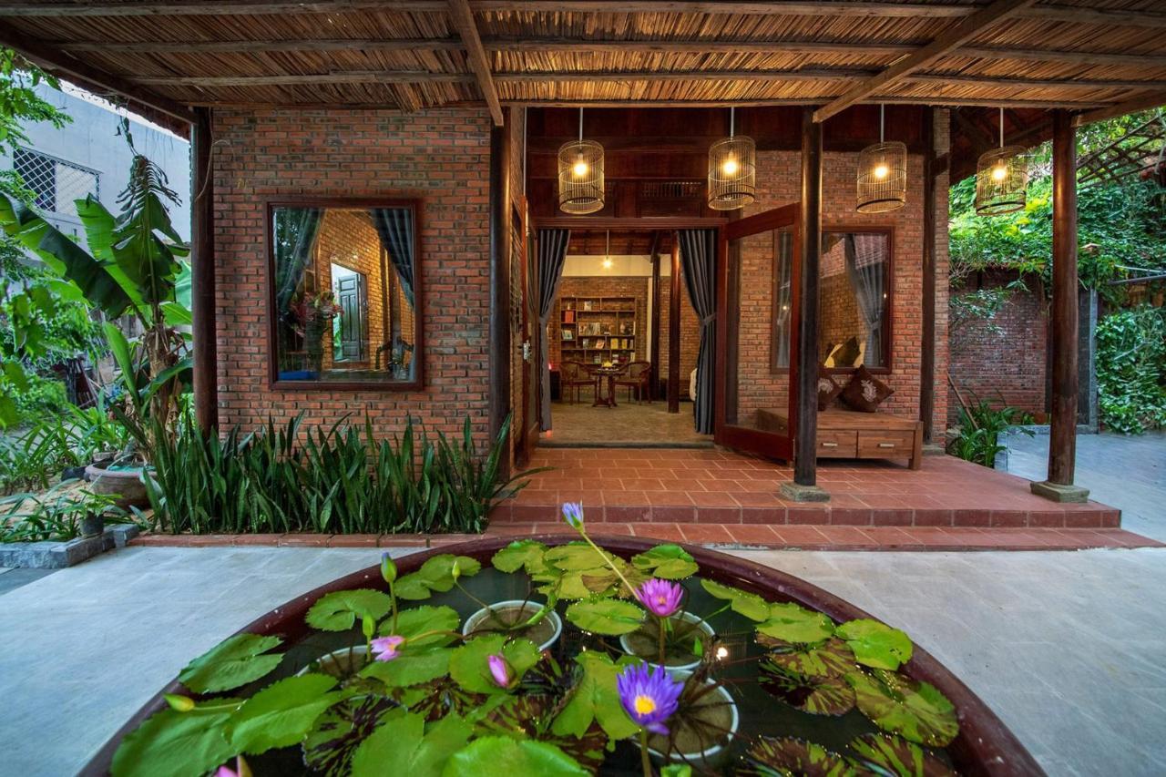An Vien Coffee & * Hoi An