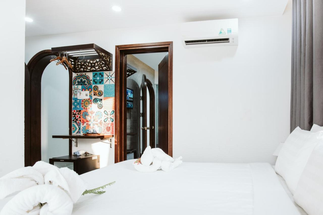 Pho Cho Dem - Near Old Town 200m 3* Hoi An