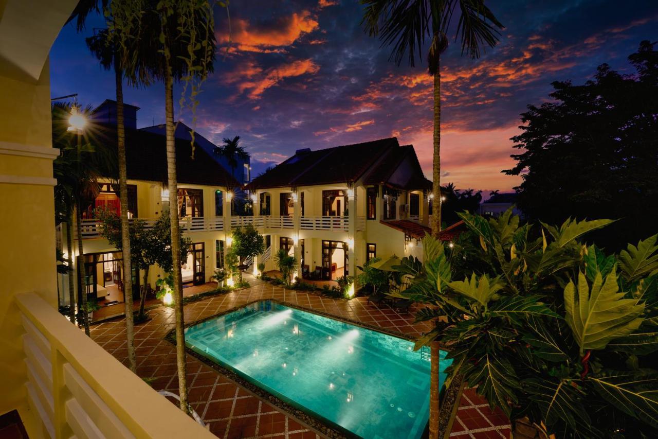 The Muse House Katil