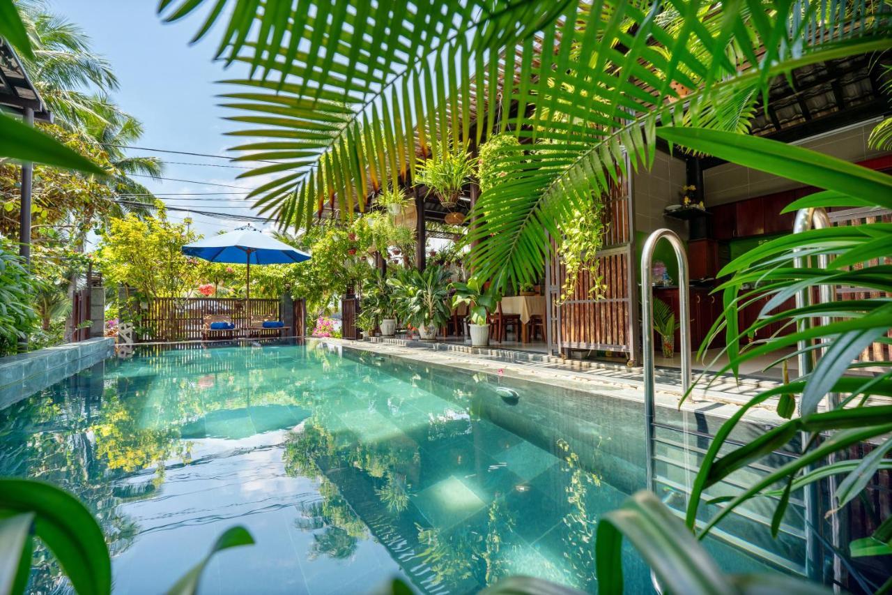 Sands River Homestay *