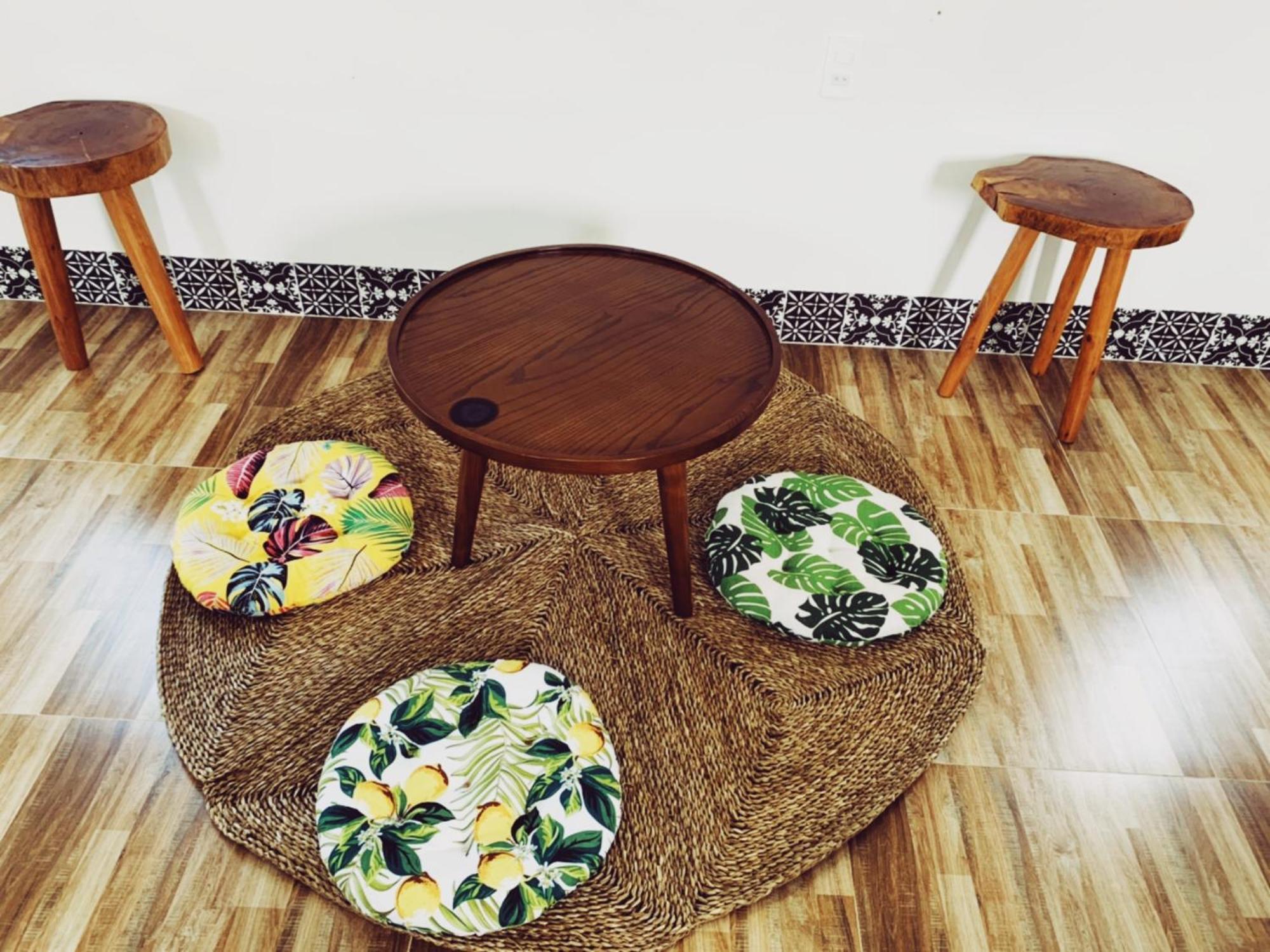 Lazy Bear Hostel *