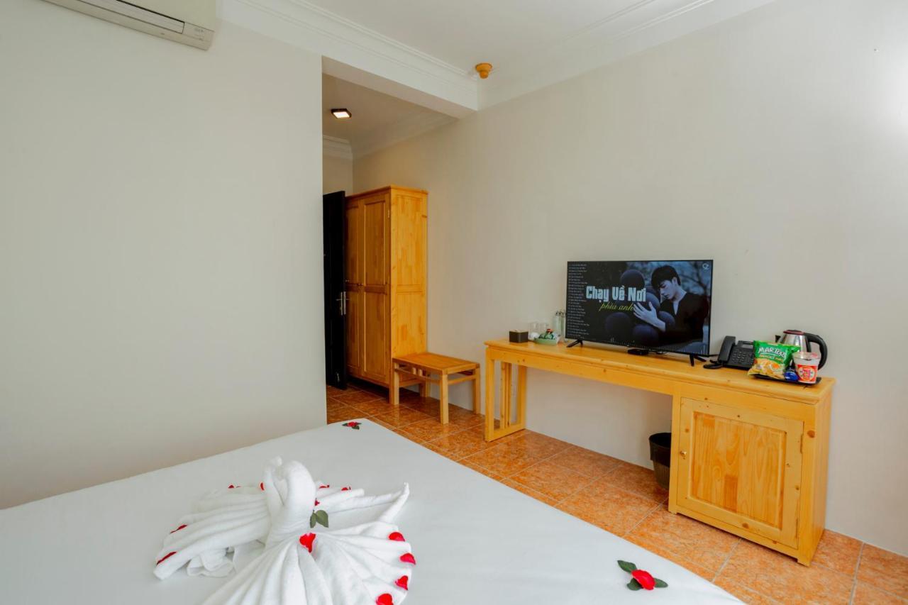Sea And Hotel Hoi An