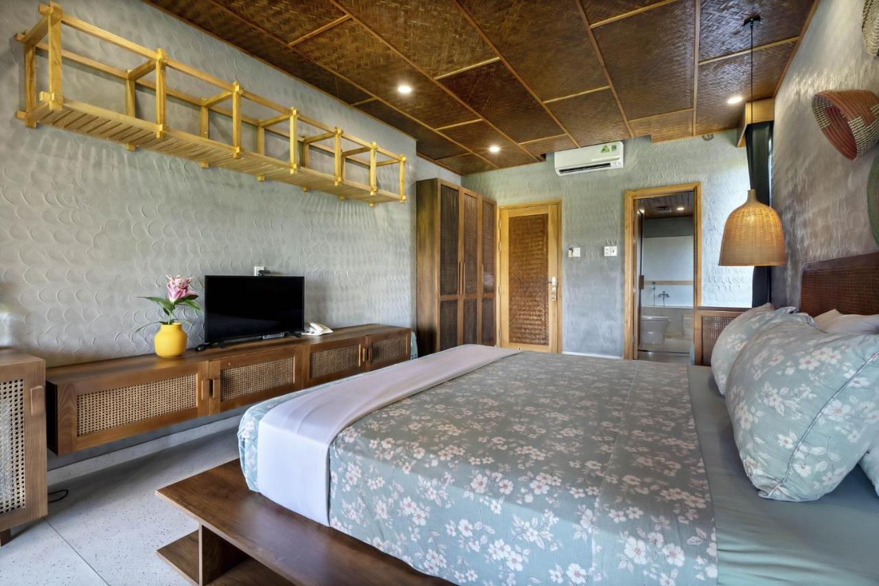 The An Retreat By Class6 Hoi An