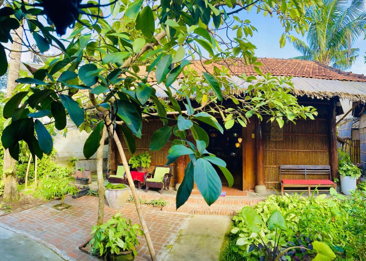 Homestay Under The Coconut Tree Hoi An