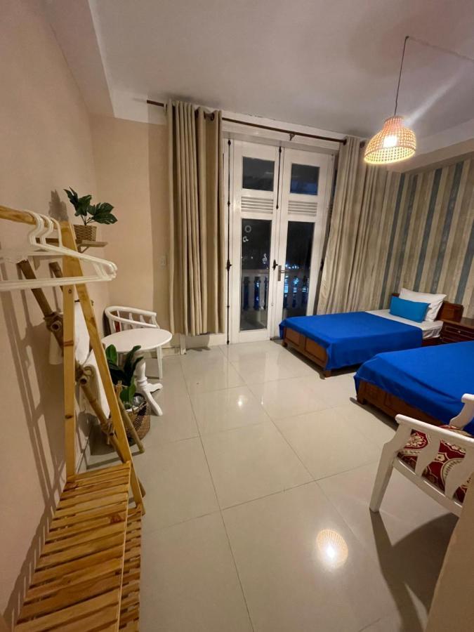 Hi Hợp Yến Ở trọ *