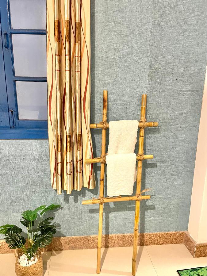 Ở trọ Hi Hợp Yến
