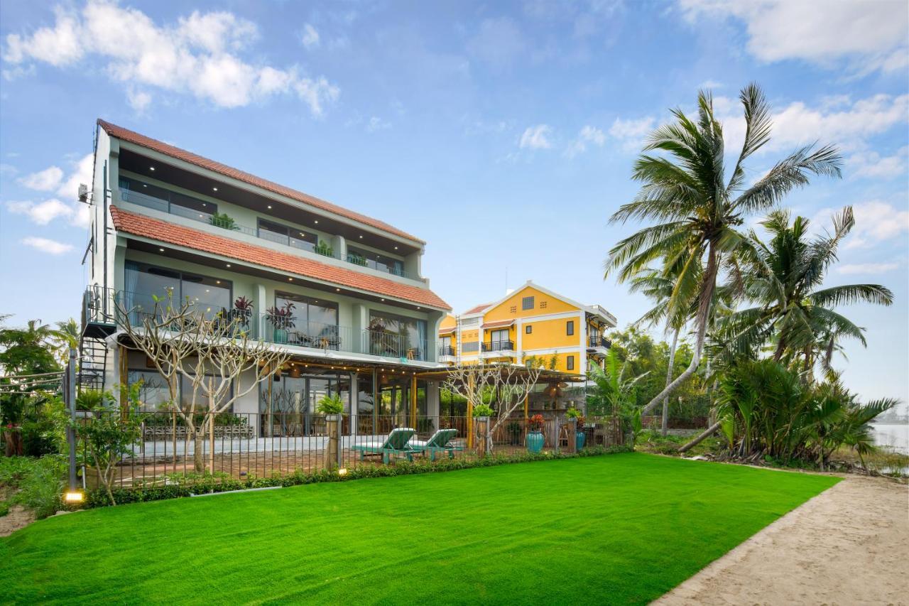 Hotel Bon & 4*
