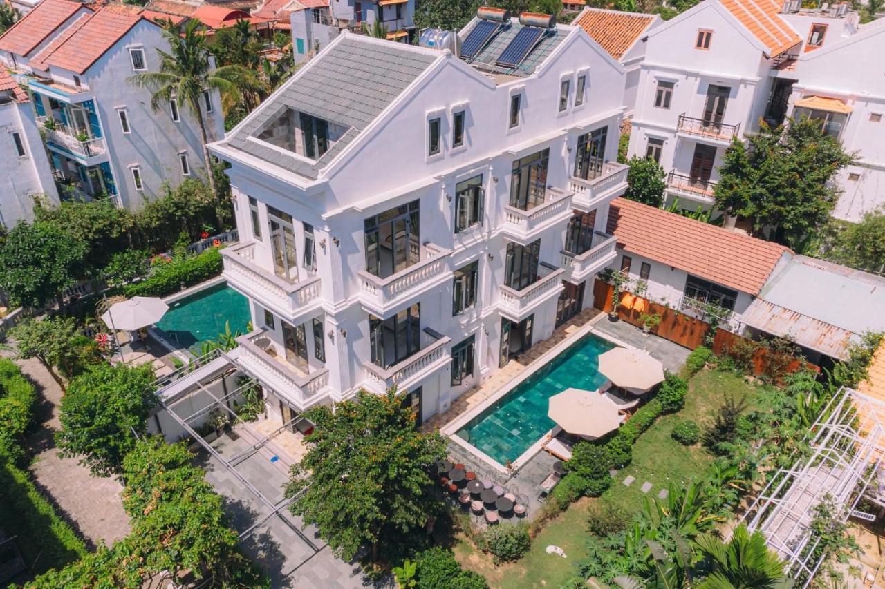 The Sunshine Villa *