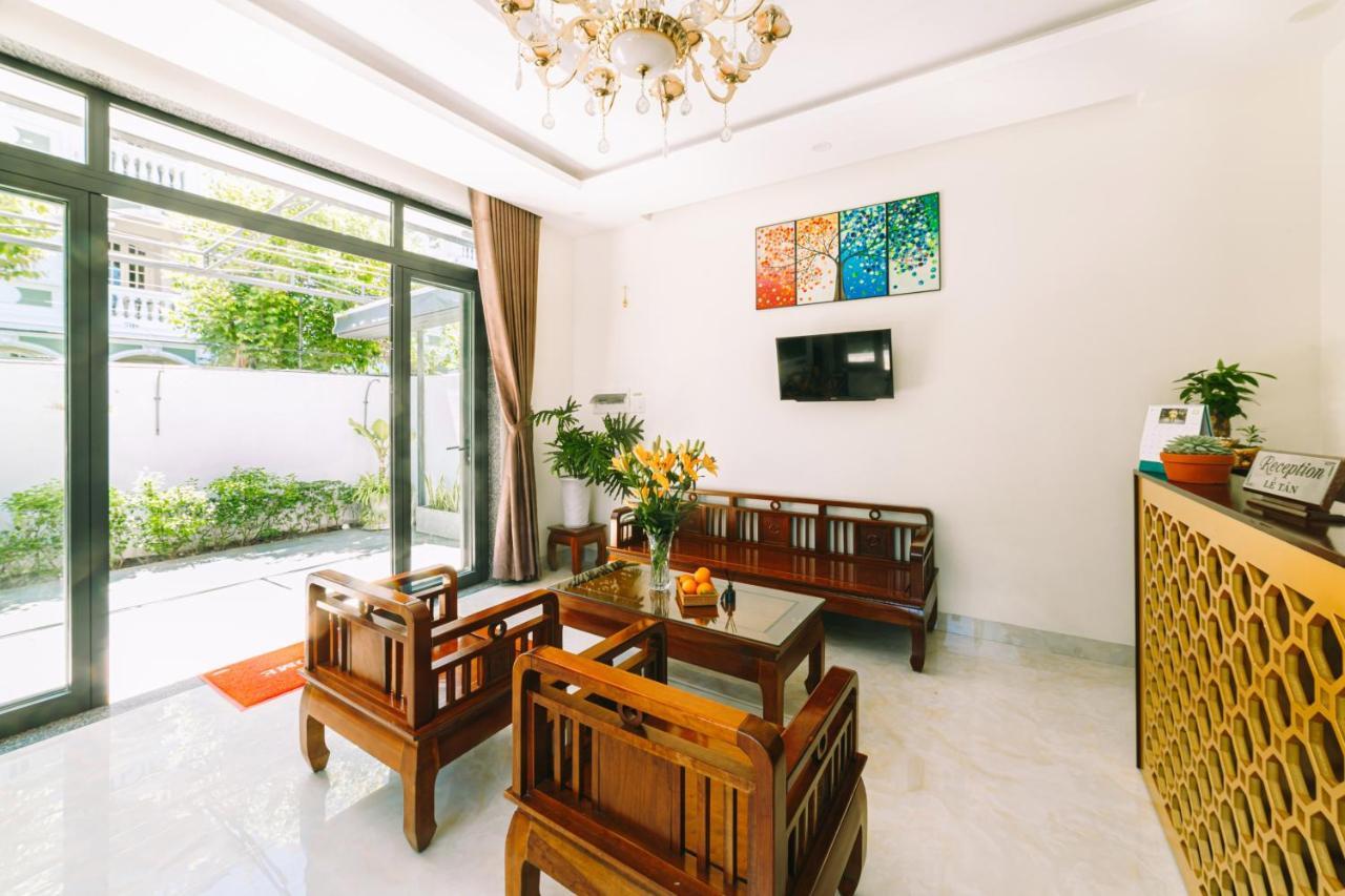 The Sunshine Villa *