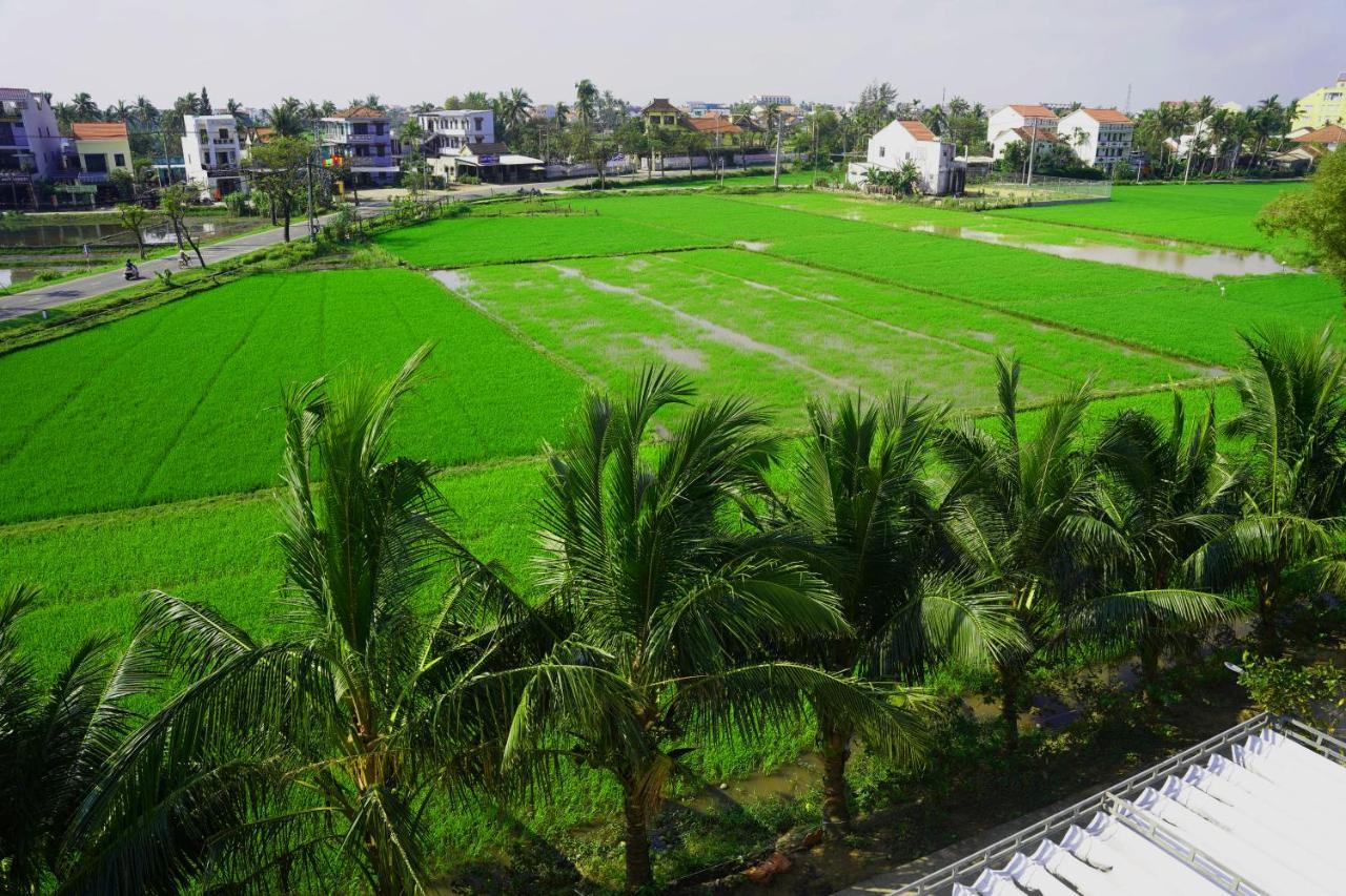 Hoang Y * Hội An