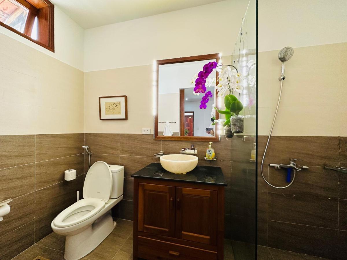 Thuy House *