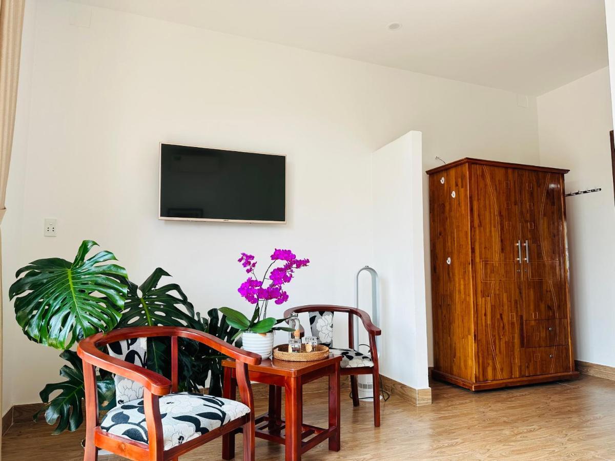 Thuy House