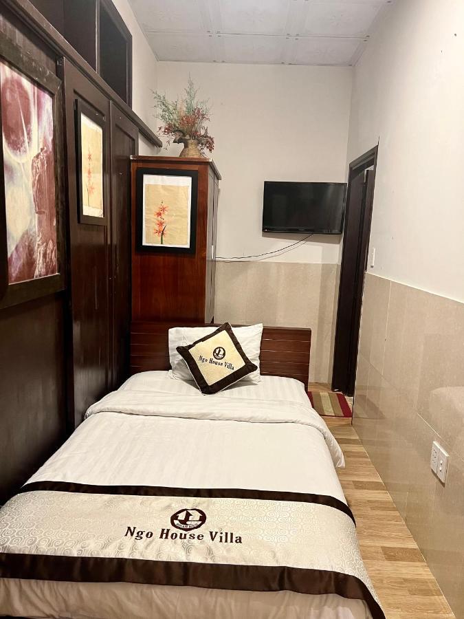 Homestay Ngo House 2 *