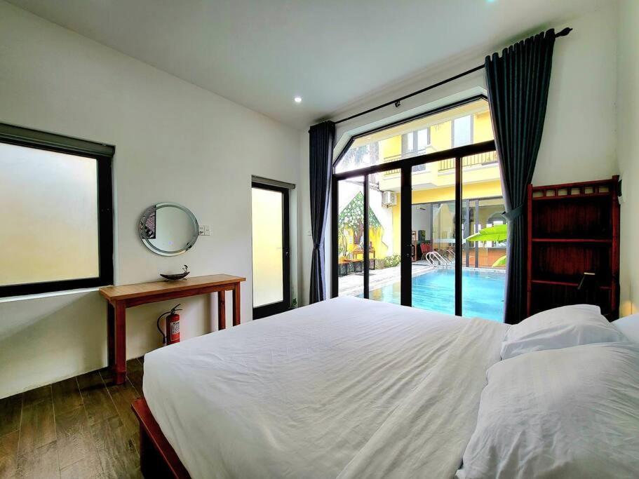 Delightful Romantic 4-br