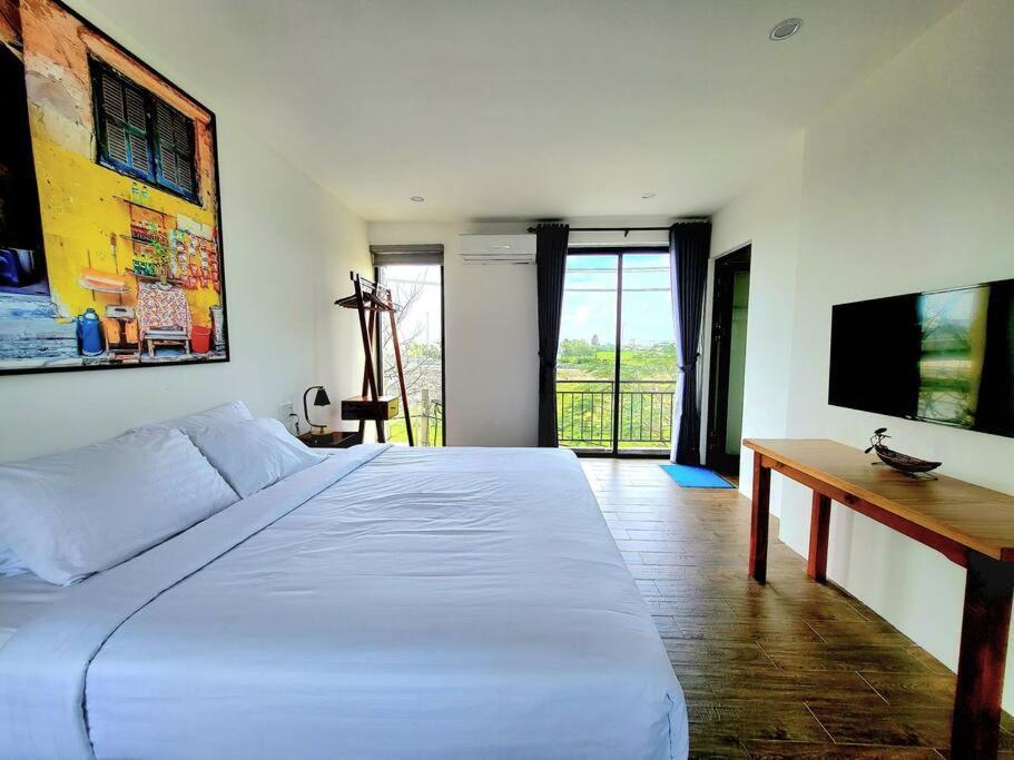 Delightful Romantic 4-br