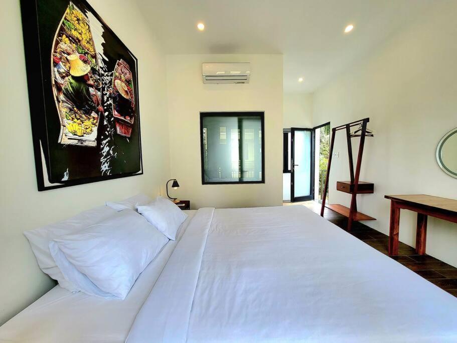 Delightful Romantic 4-br Apartment Hoi An