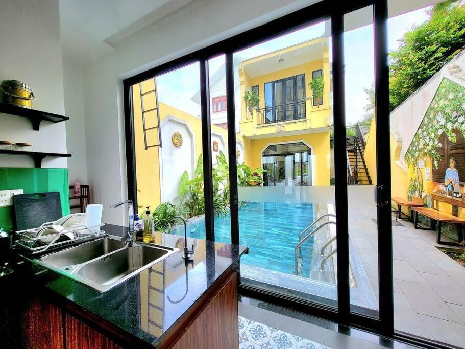 Delightful Romantic 4-br Apartment Hoi An