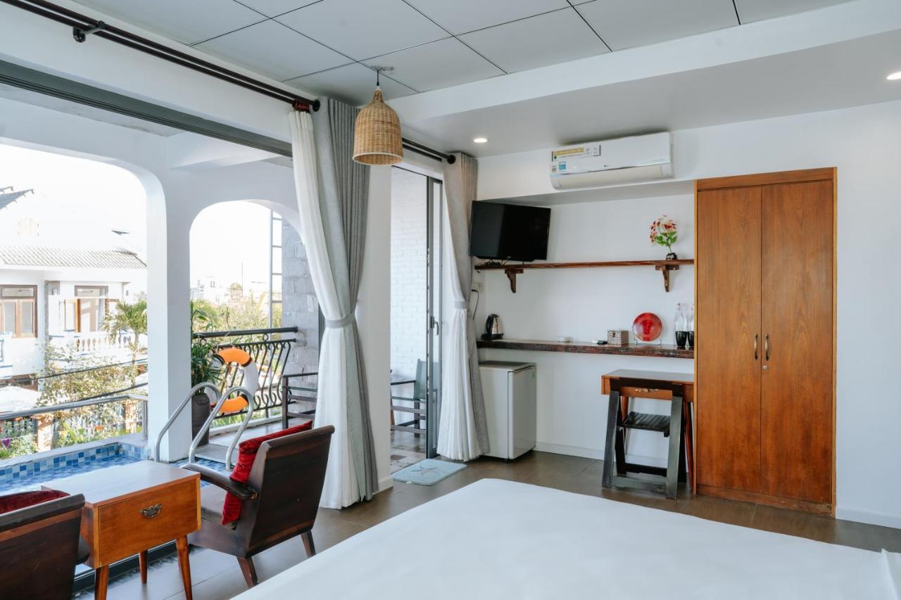 Hidden Sea View Homestay Hoi An
